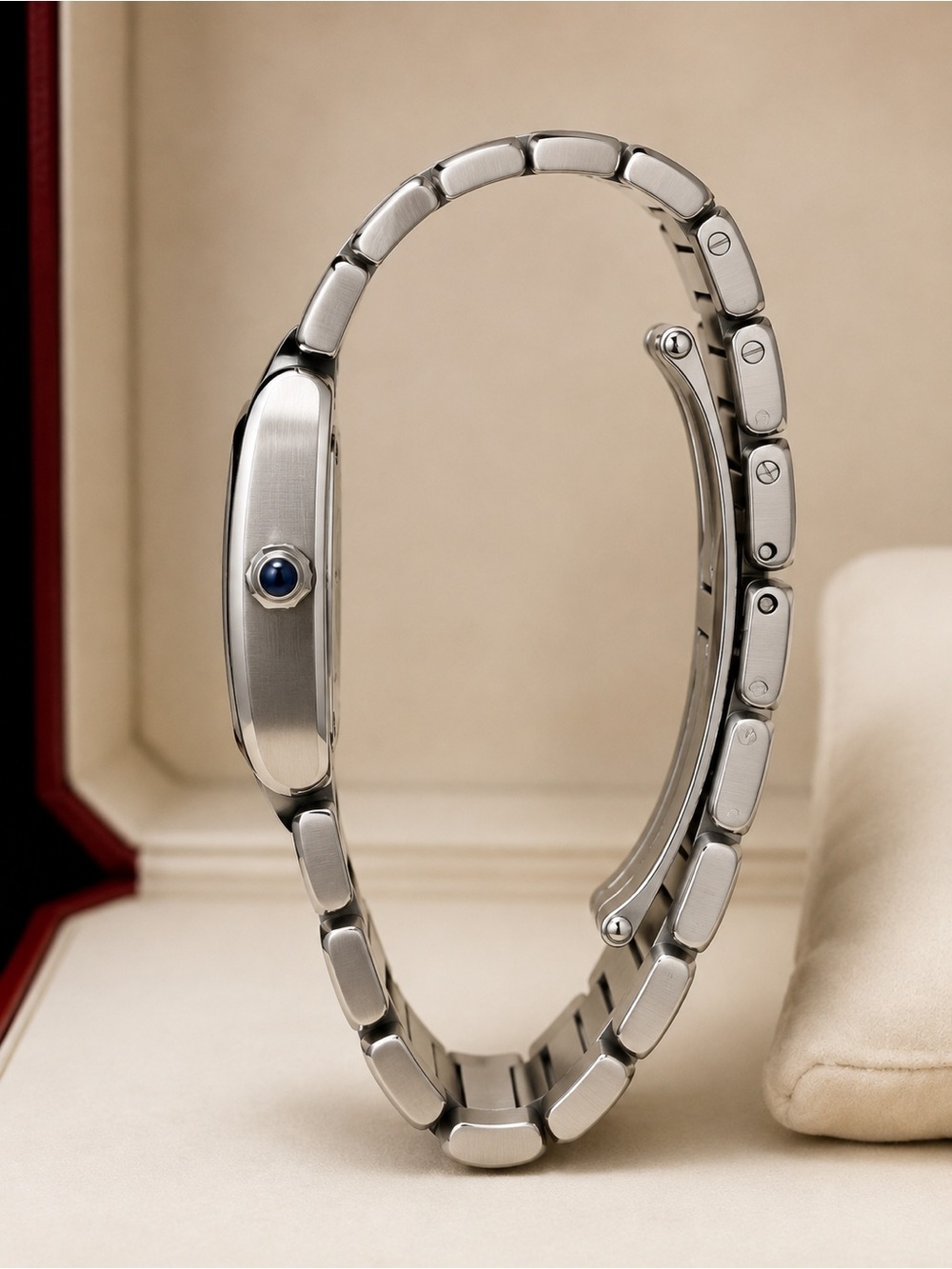 Cartier Tank Watch - Picture 5 of 6
